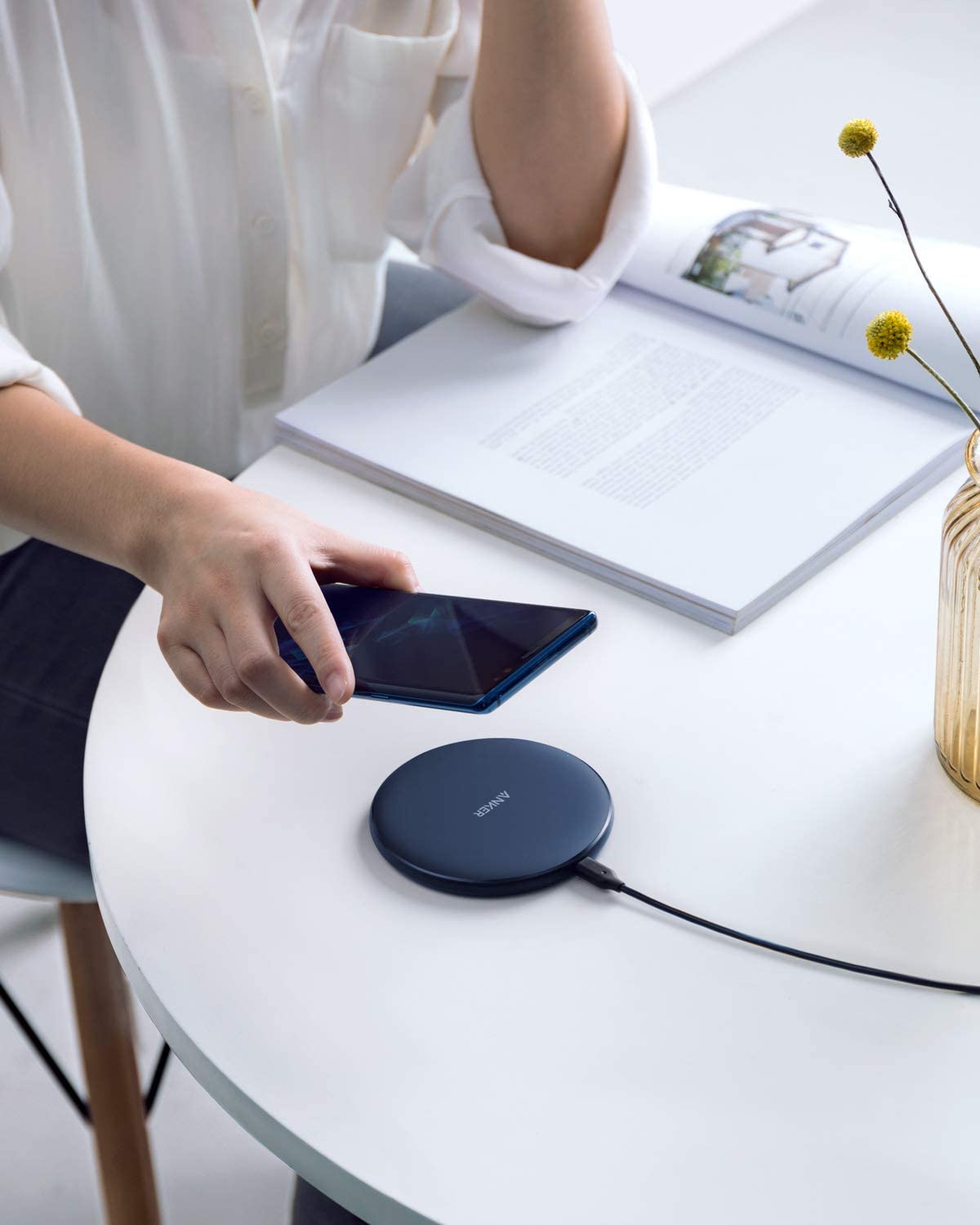 Anker <b>313</b> Wireless Charger (Pad) - The Coin Has A Say
