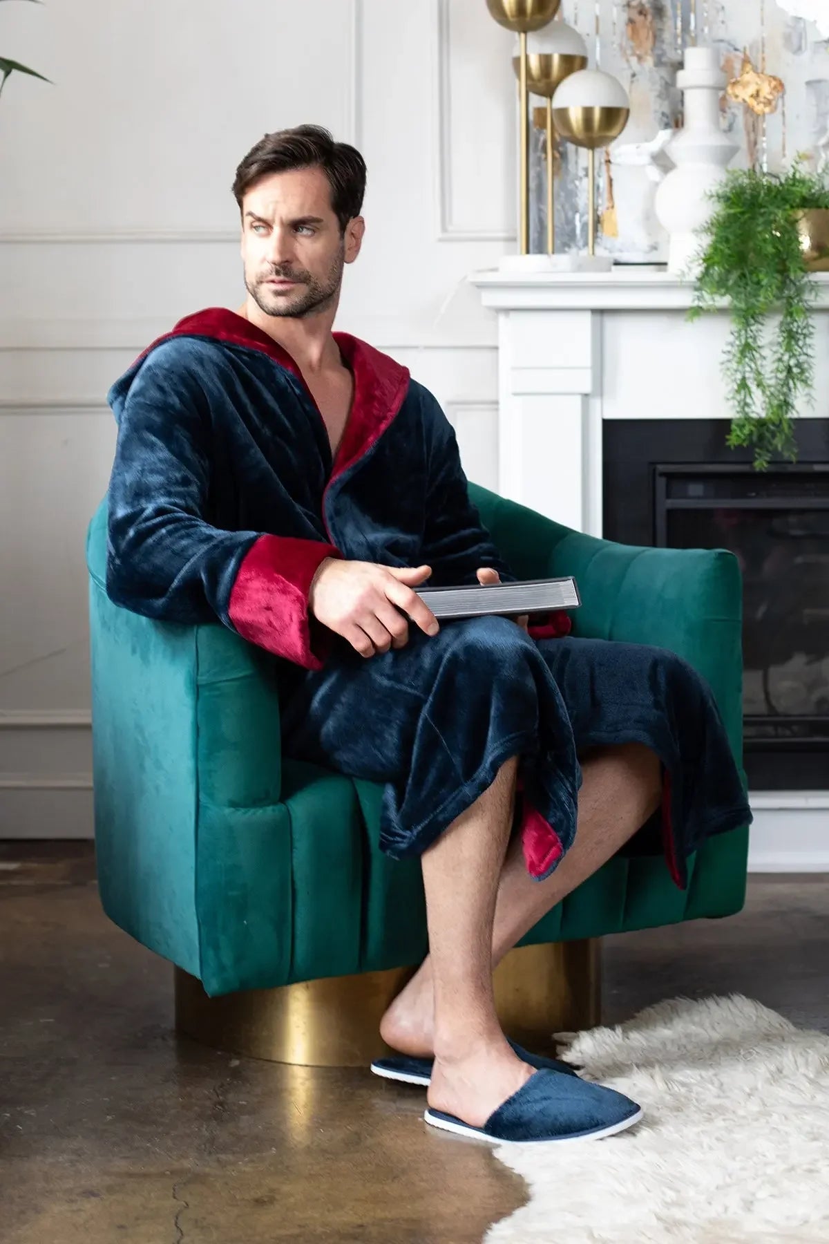 Men’s Robe with Hood – Ultra-Soft Plush Comfort for Everyday Use - The Coin Has A Say