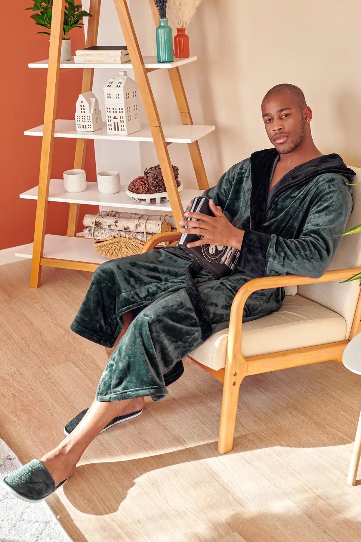 Men’s Robe with Hood – Ultra-Soft Plush Comfort for Everyday Use - The Coin Has A Say