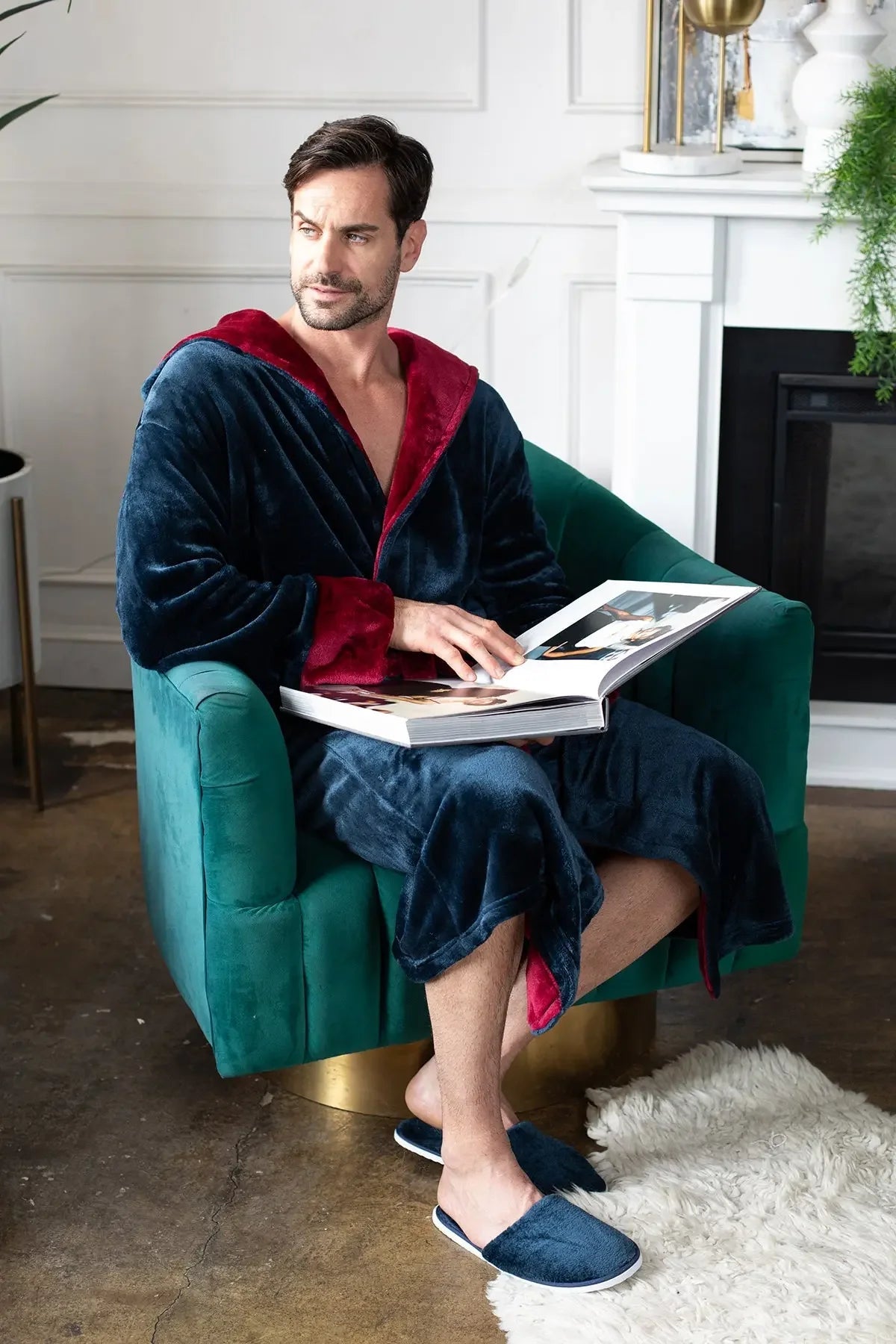 Men’s Robe with Hood – Ultra-Soft Plush Comfort for Everyday Use - The Coin Has A Say