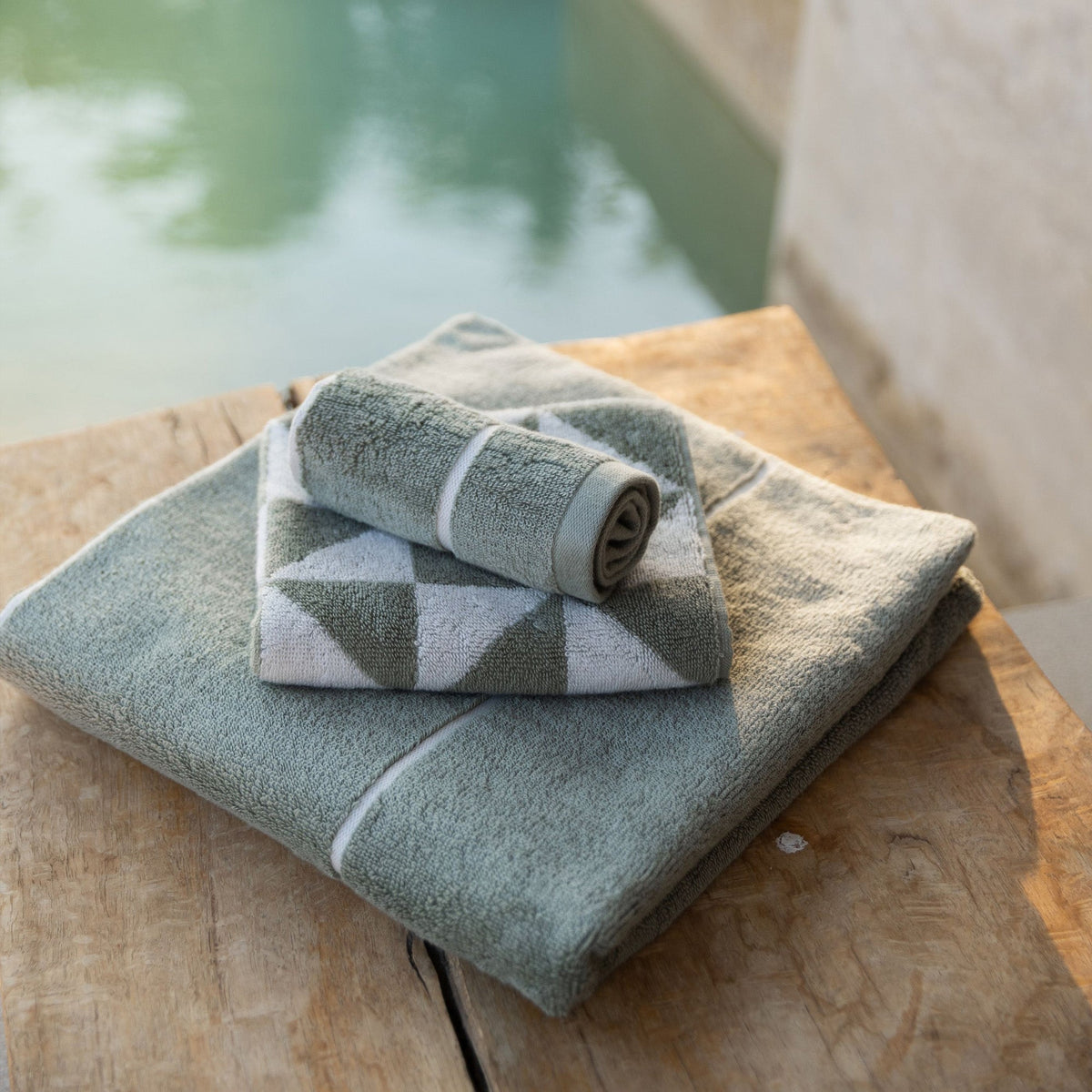 Umbra Australian Cotton Towels - The Coin Has A Say