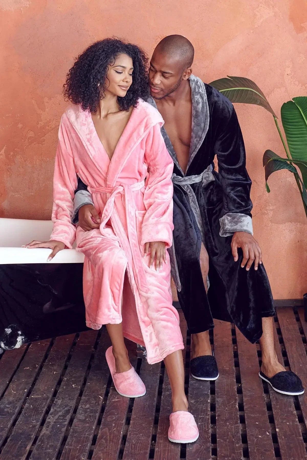 Women’s Plush Hooded Robe - Spa-Worthy Comfort at Home - The Coin Has A Say