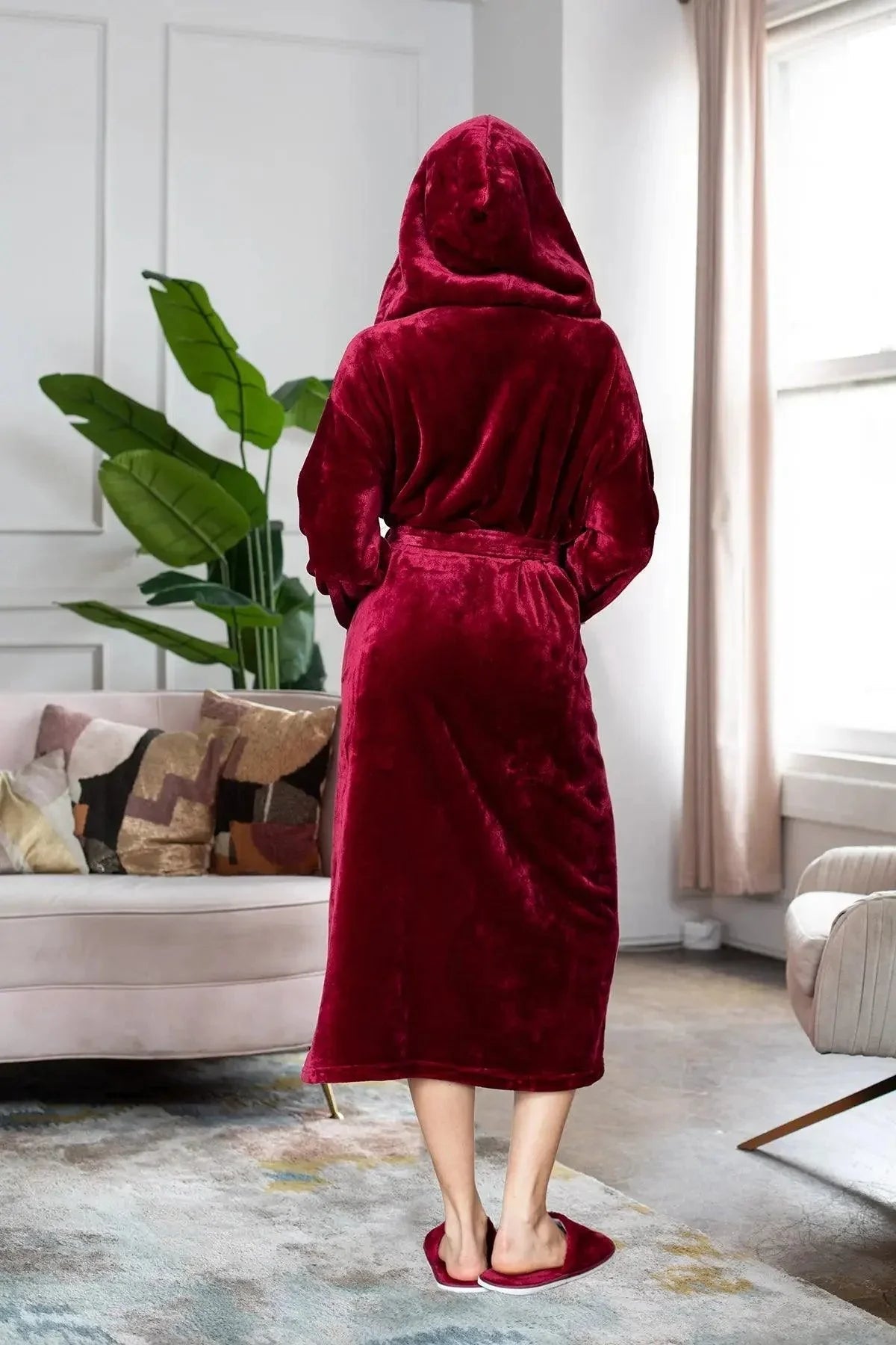 Women’s Plush Hooded Robe - Spa-Worthy Comfort at Home - The Coin Has A Say