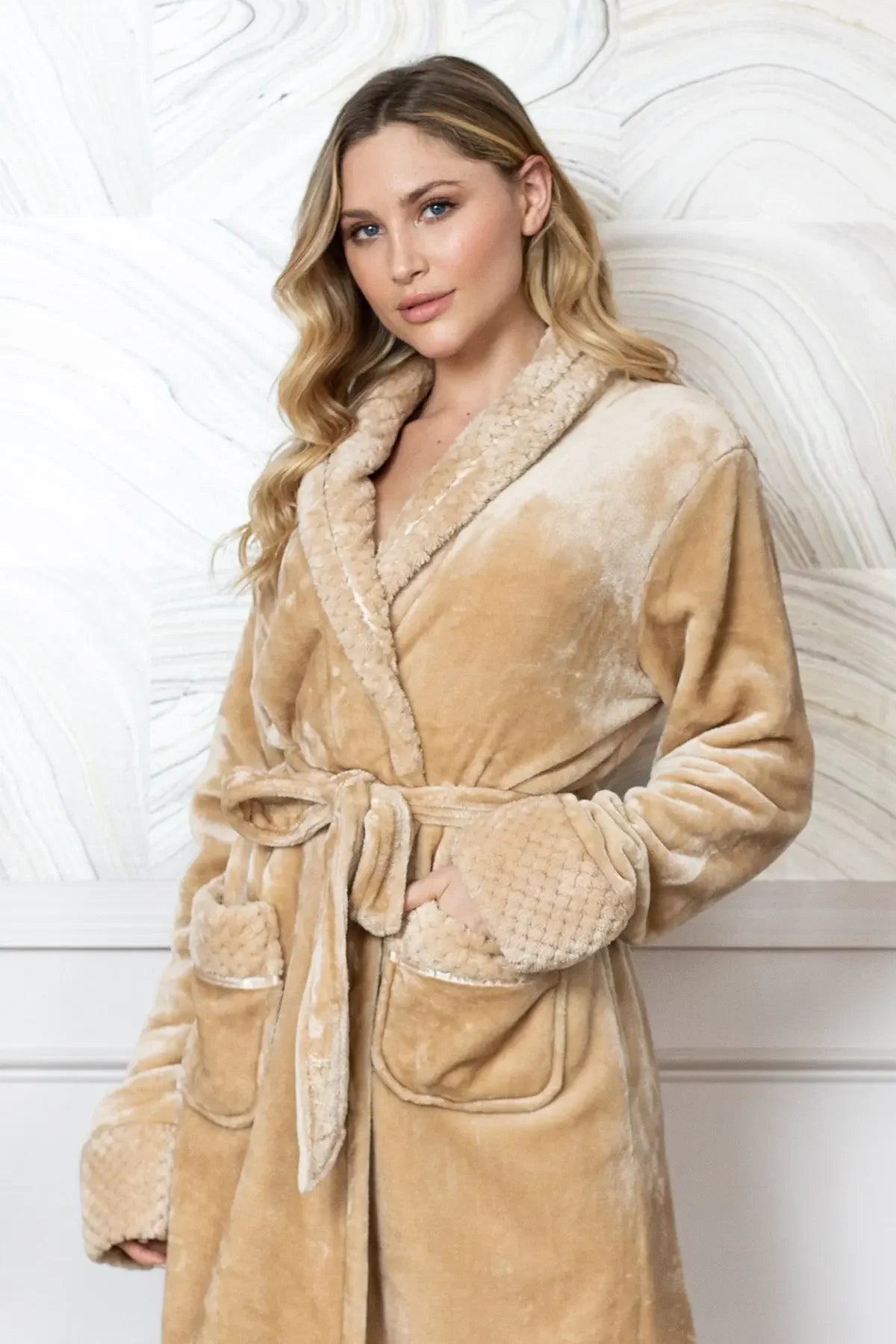 Women's Ultra Soft Plush Bathrobe - The Coin Has A Say